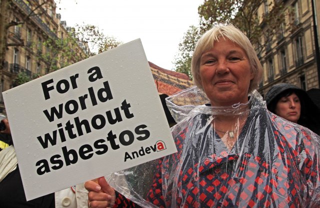 Octobre 2012 : manifestation à Paris pour un monde sans amiante